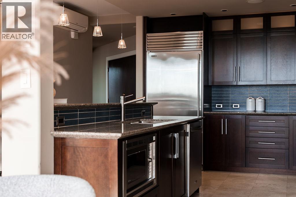 3402 939 HOMER STREET, Vancouver