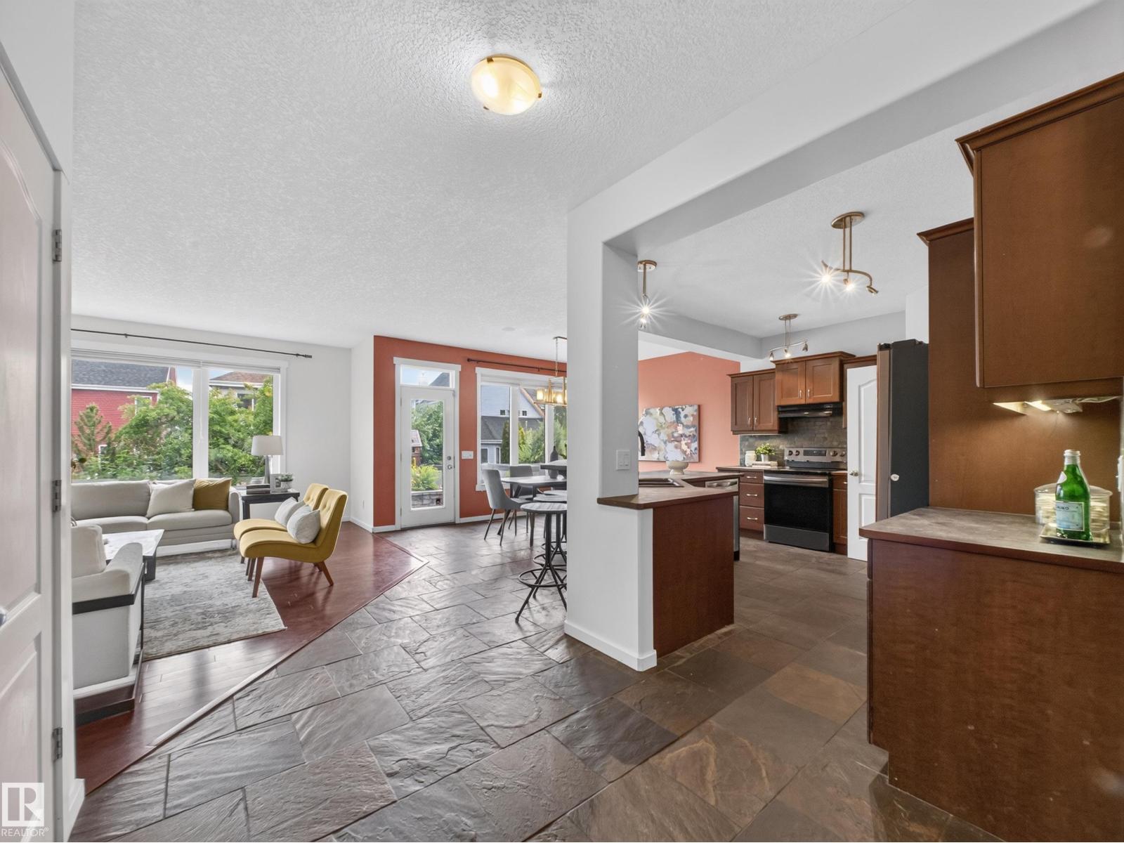 205 SHEPPARD CO SW — photo 6
