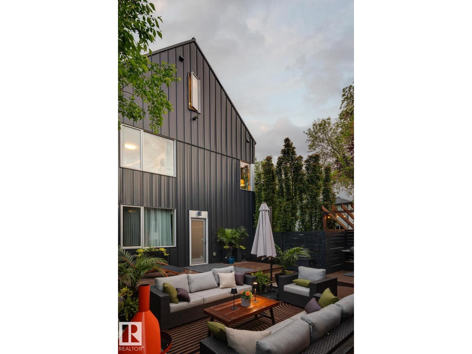 10958 80 AV NW — photo 7