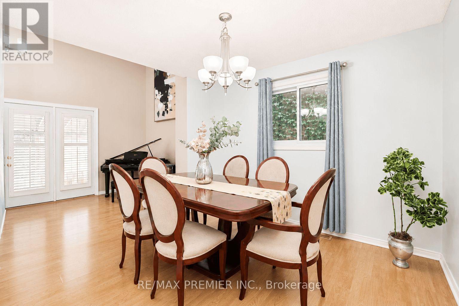 55 DEERPARK CRESCENT - 15
