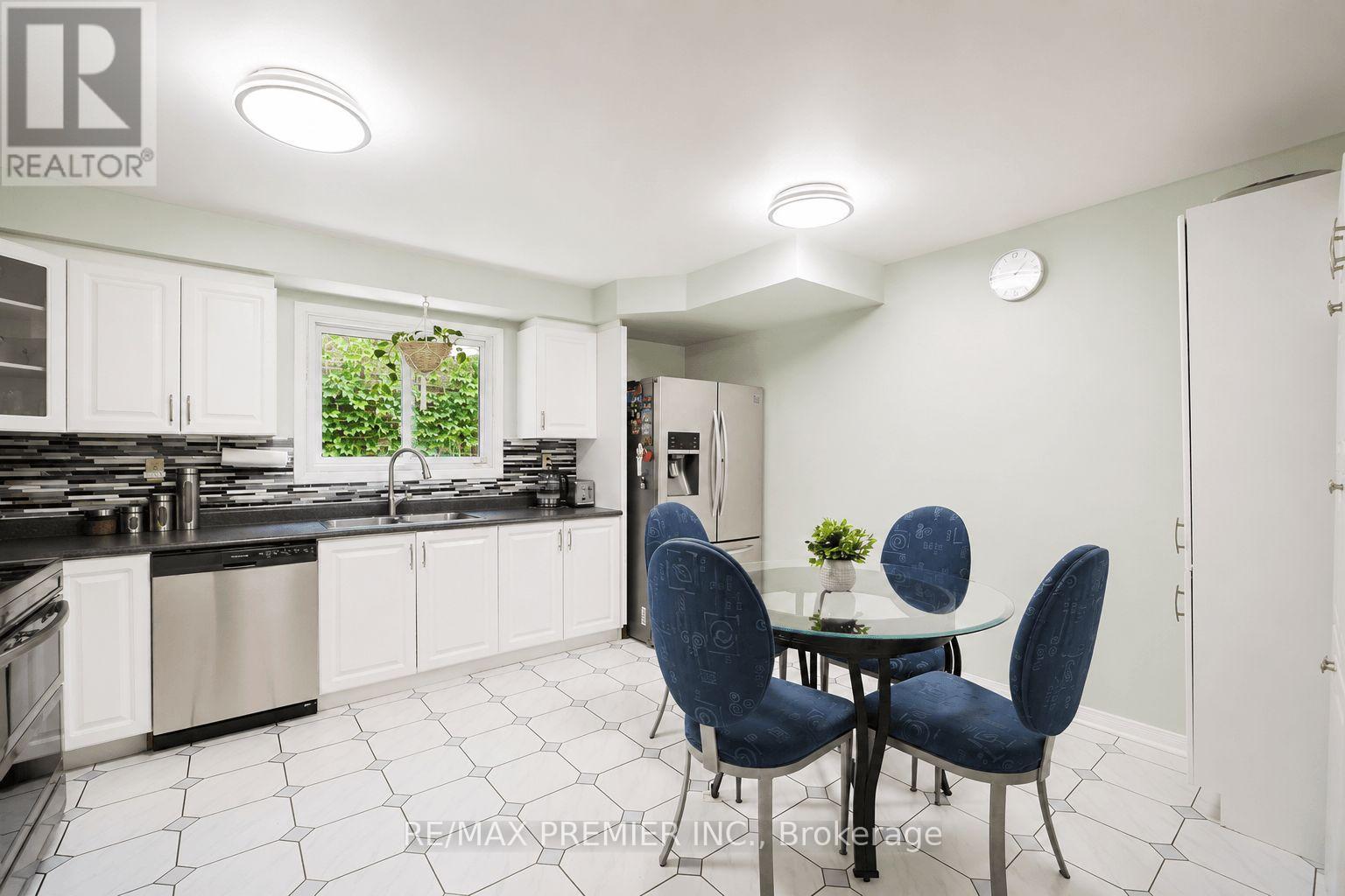 55 DEERPARK CRESCENT - 10