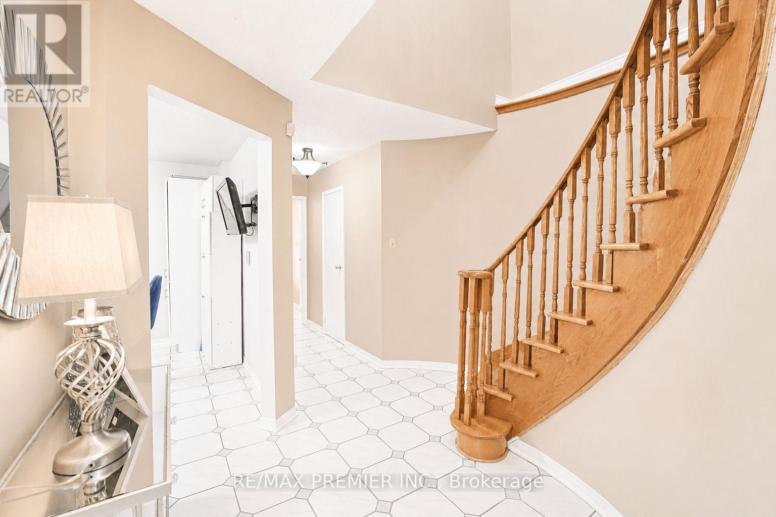 55 DEERPARK CRESCENT - 6