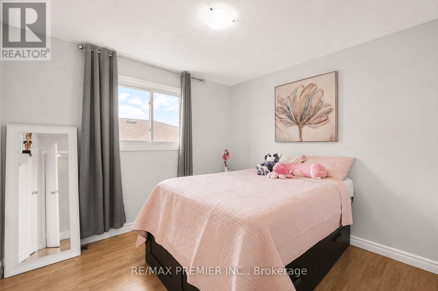 55 DEERPARK CRESCENT - 27