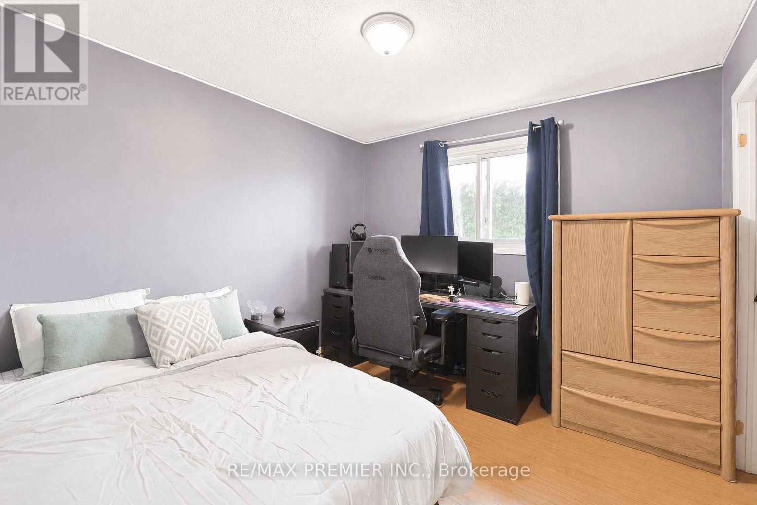 55 DEERPARK CRESCENT - 29