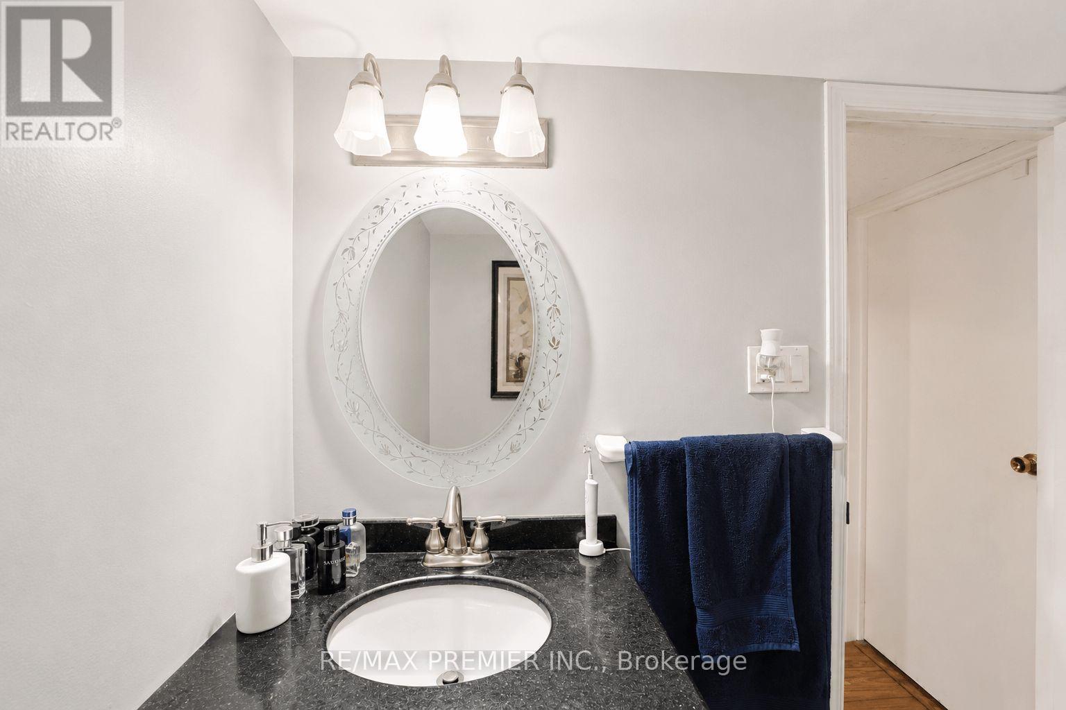 55 DEERPARK CRESCENT - 37