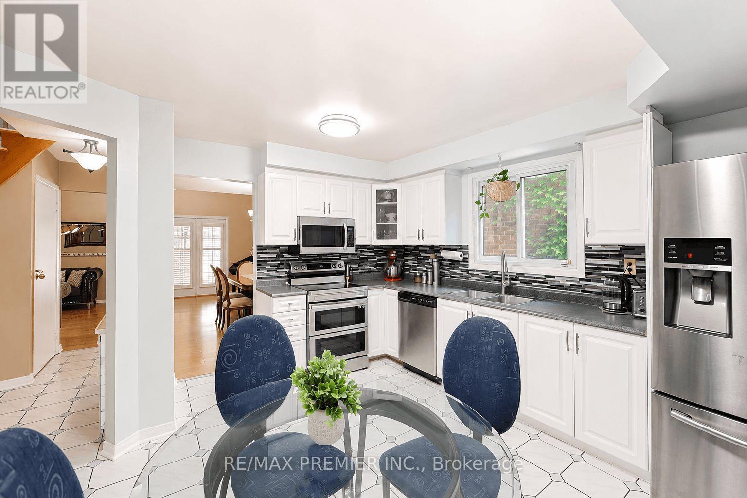 55 DEERPARK CRESCENT - 9