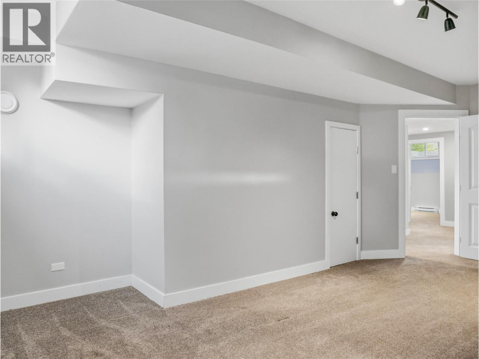 1229 105 Avenue - 44