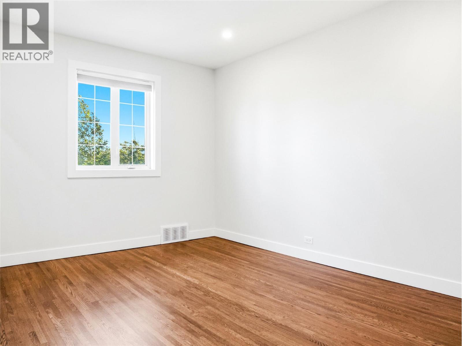 1229 105 Avenue - Image 34