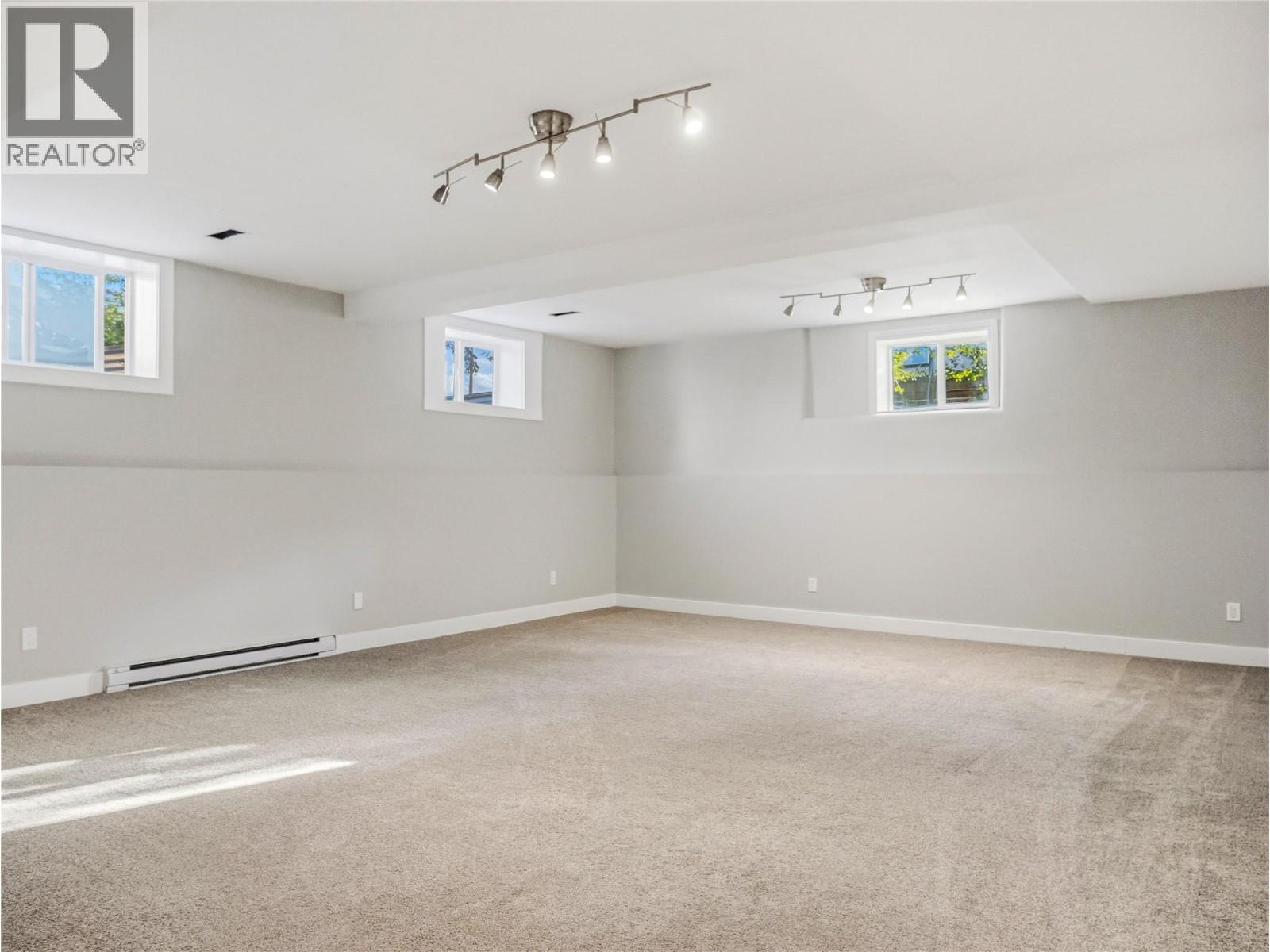 1229 105 Avenue - Image 41