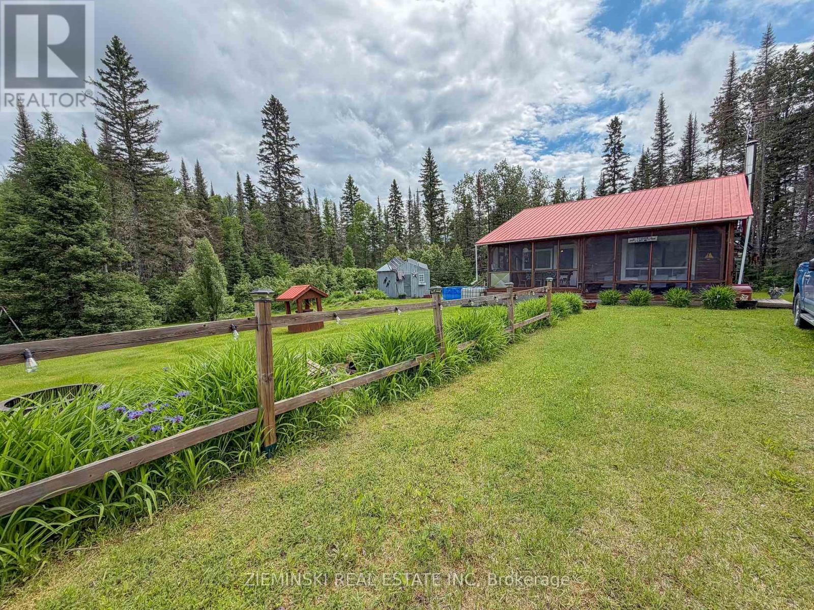 22 RAPIDS AVENUE - 1