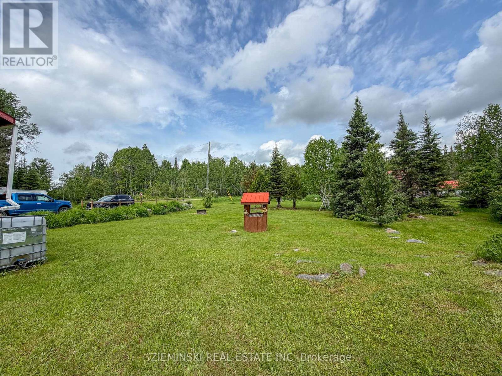22 RAPIDS AVENUE - 17