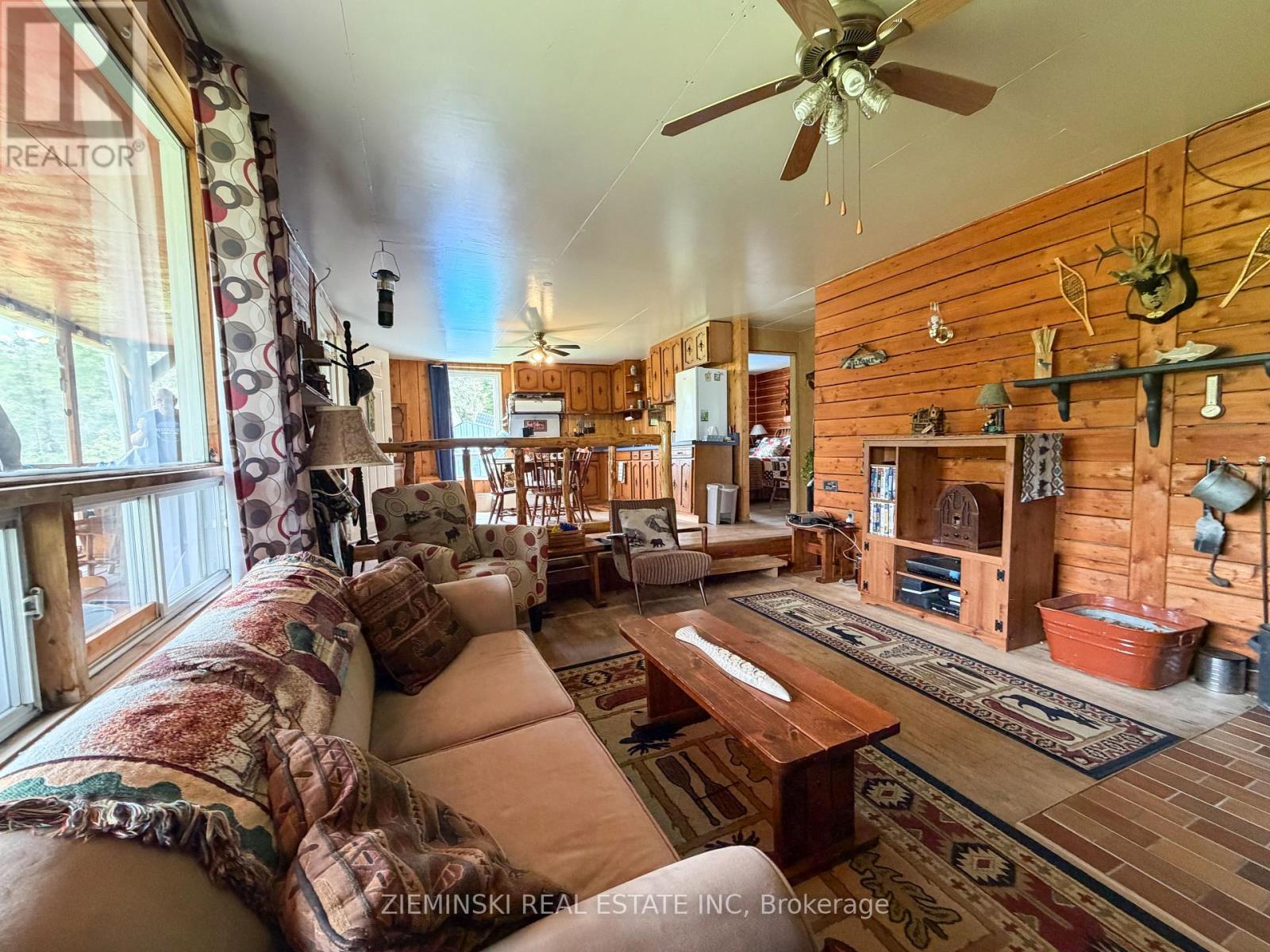 22 RAPIDS AVENUE - 5