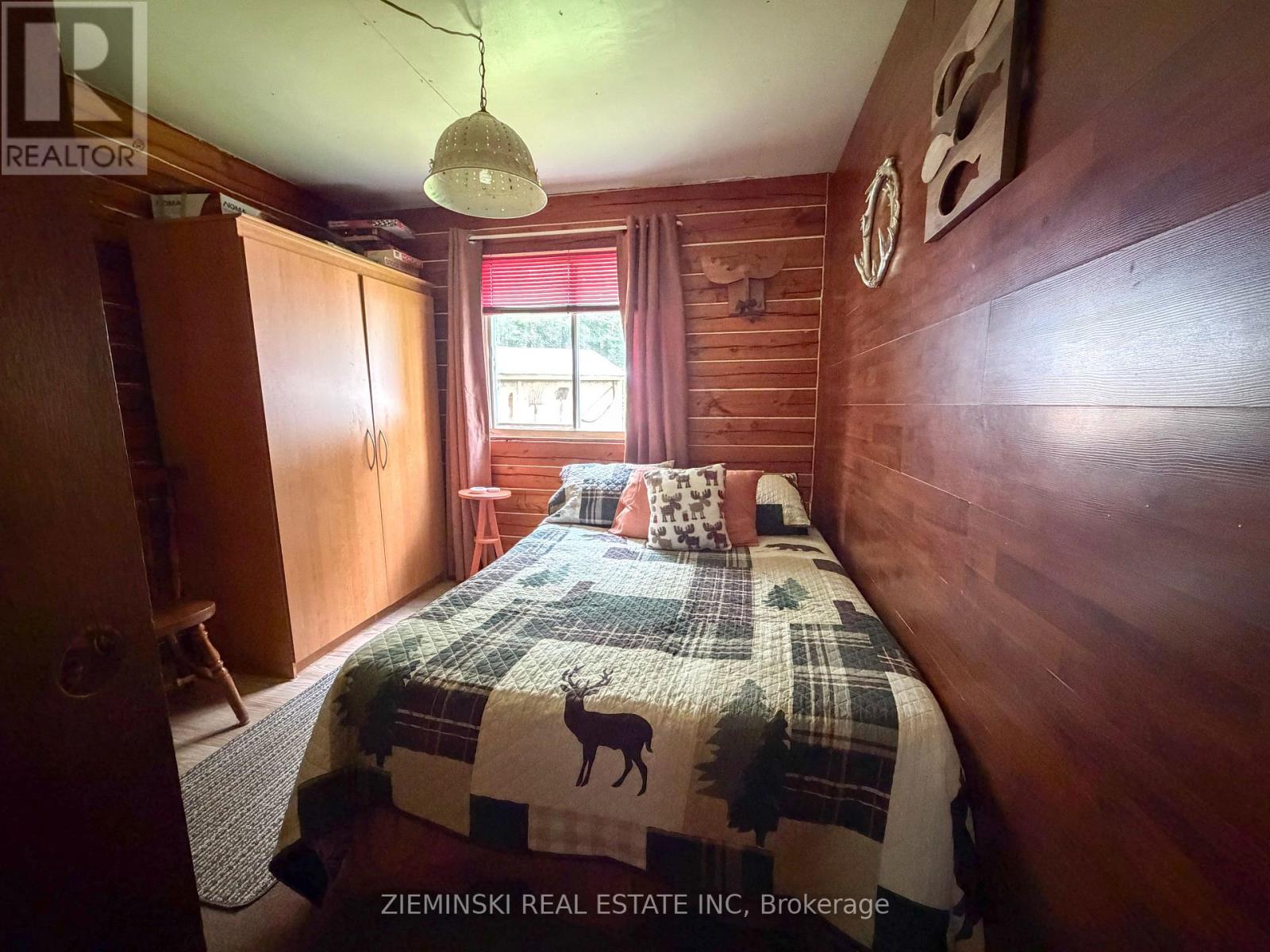 22 RAPIDS AVENUE - 8