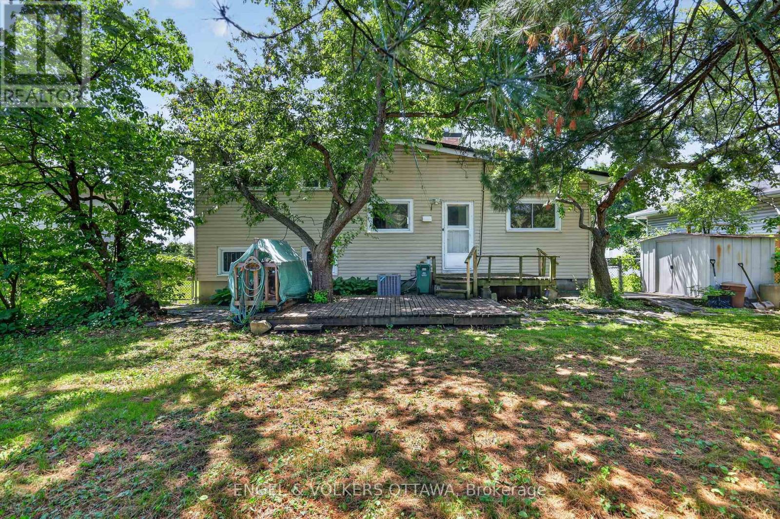 4 Bed, 2 Bath House for Sale in Ottawa – 1363 HERON ROAD, Ottawa – MLS# X13465120 - Image 29