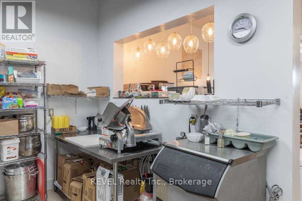 344 Glendale Avenue — photo 18