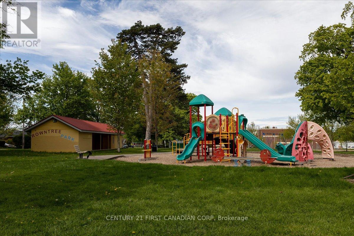 747 WHETTER AVENUE - 40