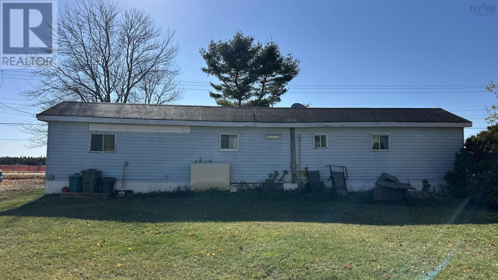 7067 Highway 2 - 20