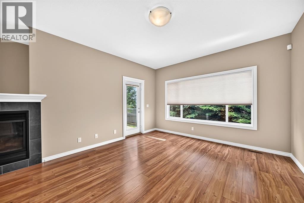 113, 100 Coopers Common SW — photo 11