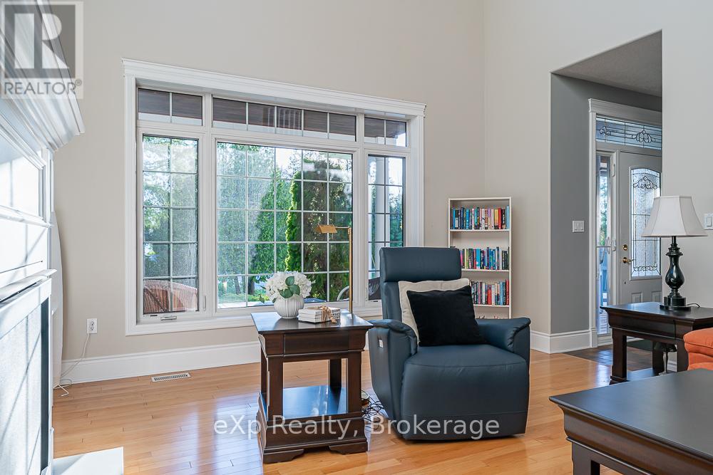 141 BAY STREET - 16