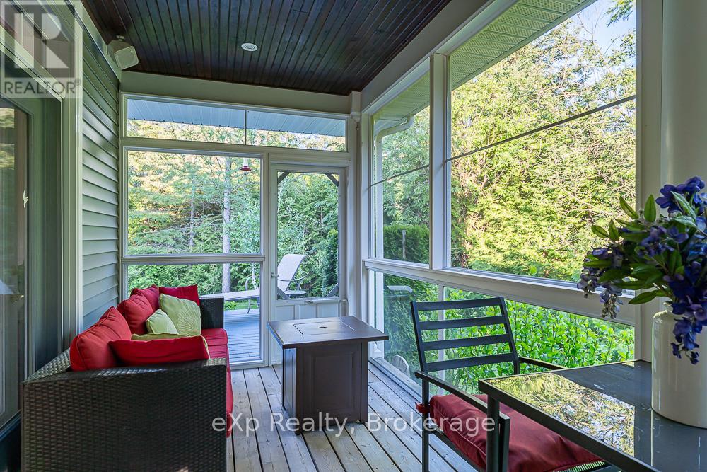 141 BAY STREET - 22