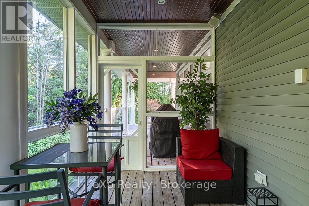 141 BAY STREET - 23