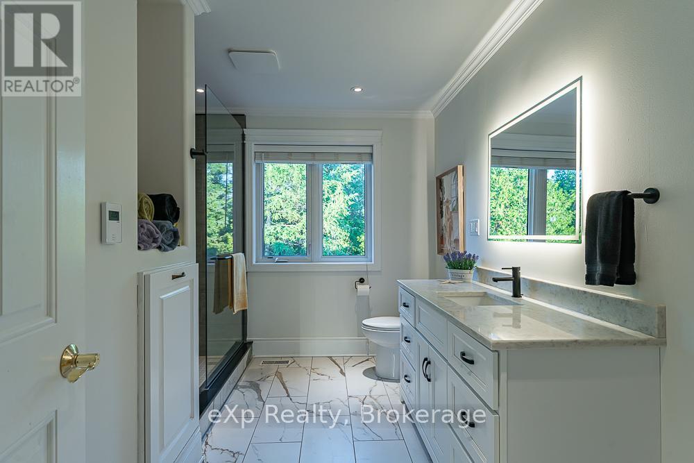 141 BAY STREET - 36