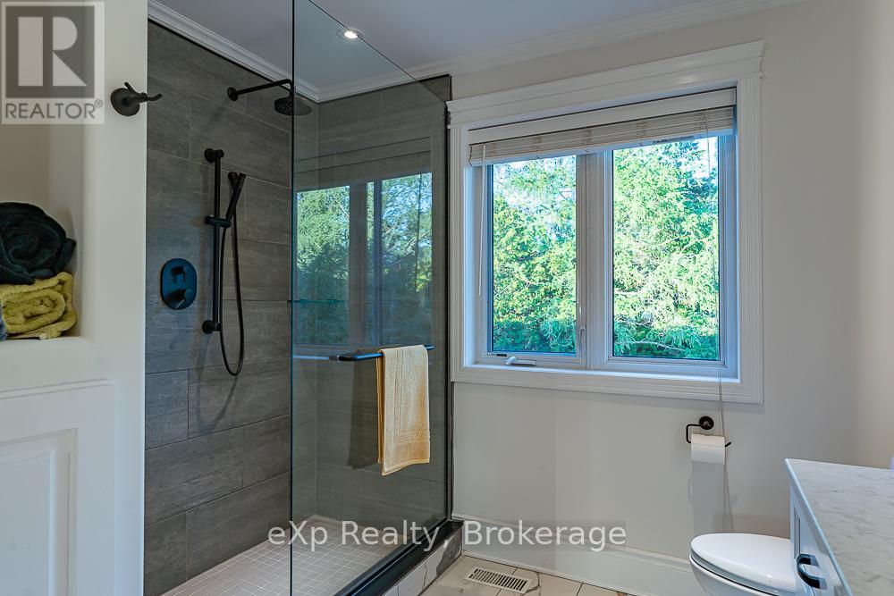 141 BAY STREET - 37