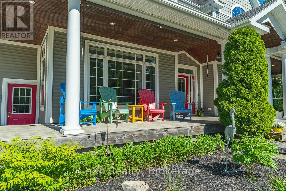 141 BAY STREET - 4