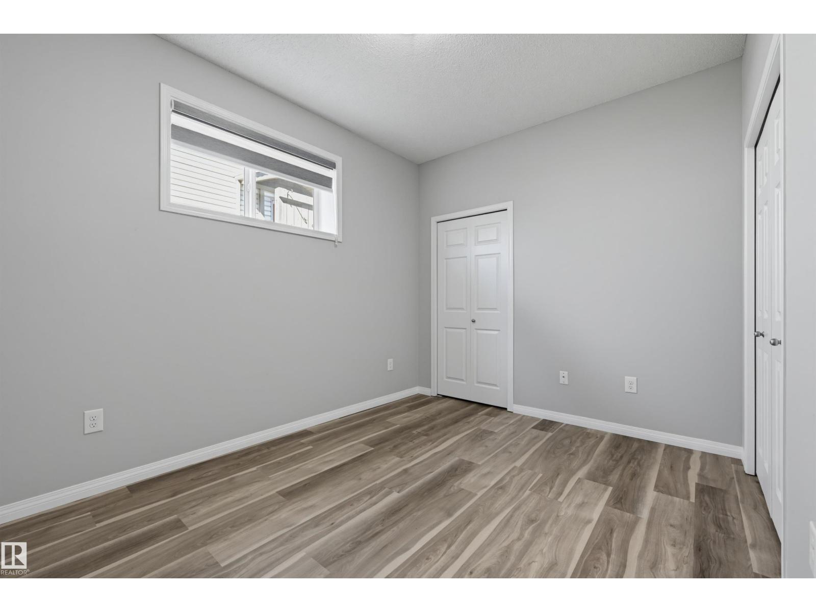 #23 6520 2 AV SW - 13