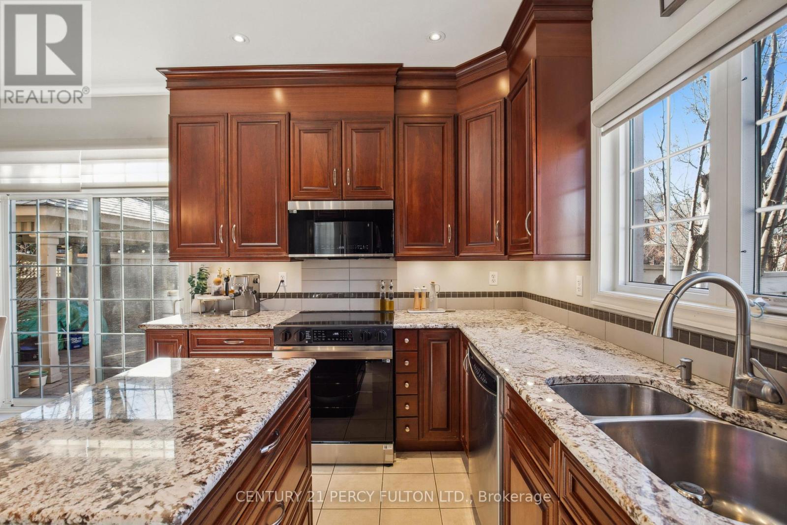 197 QUINLAN COURT - 11