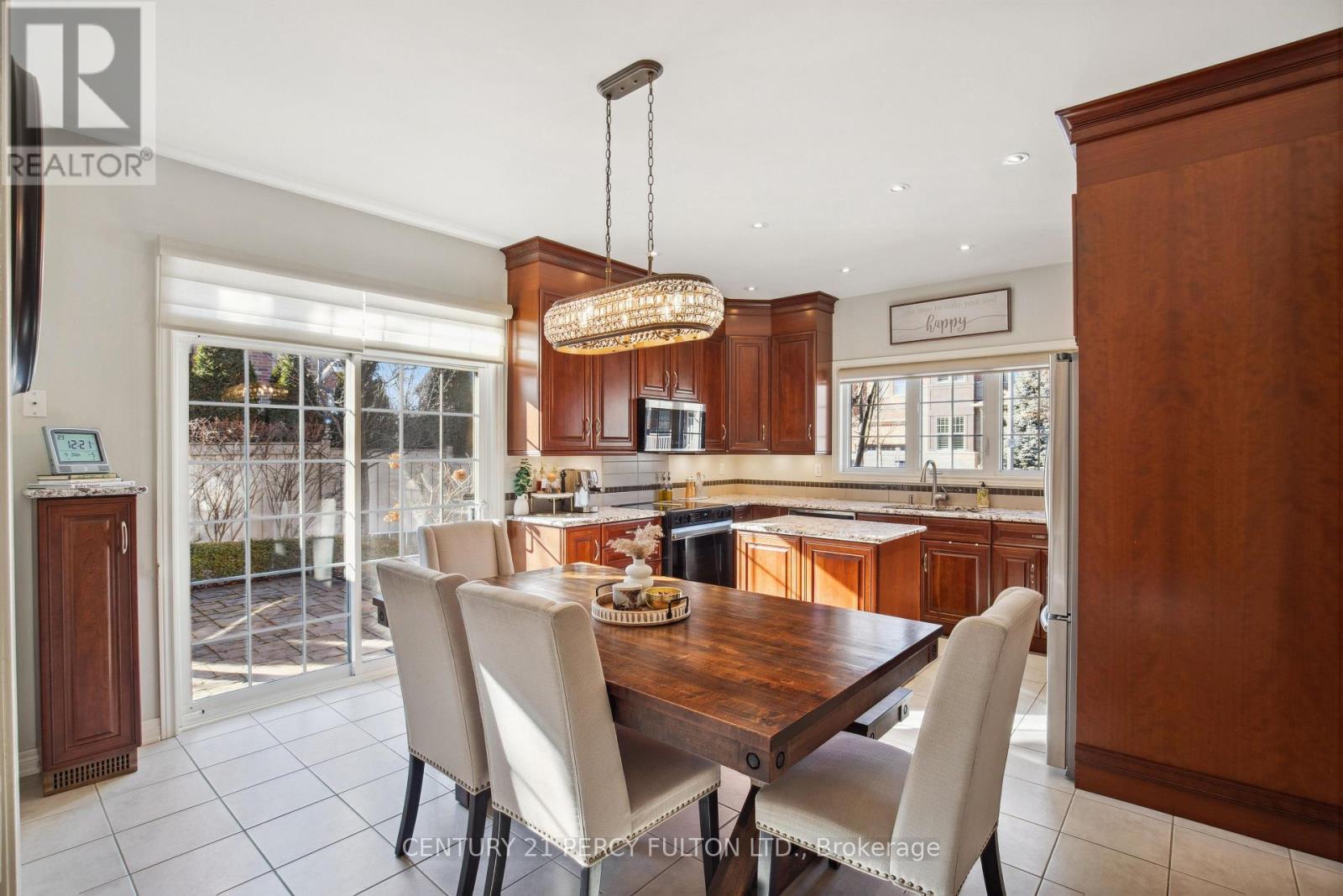 197 QUINLAN COURT - 12
