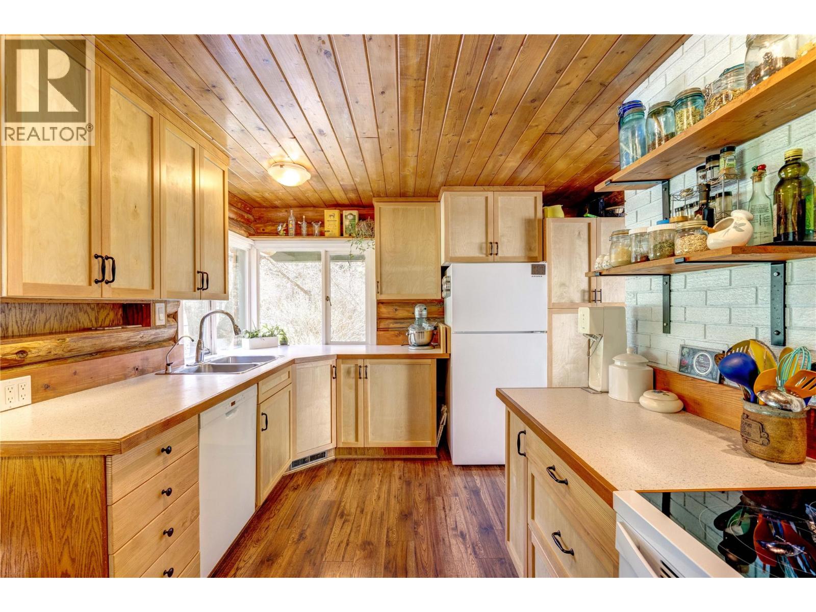 375 Alexander Road - 16