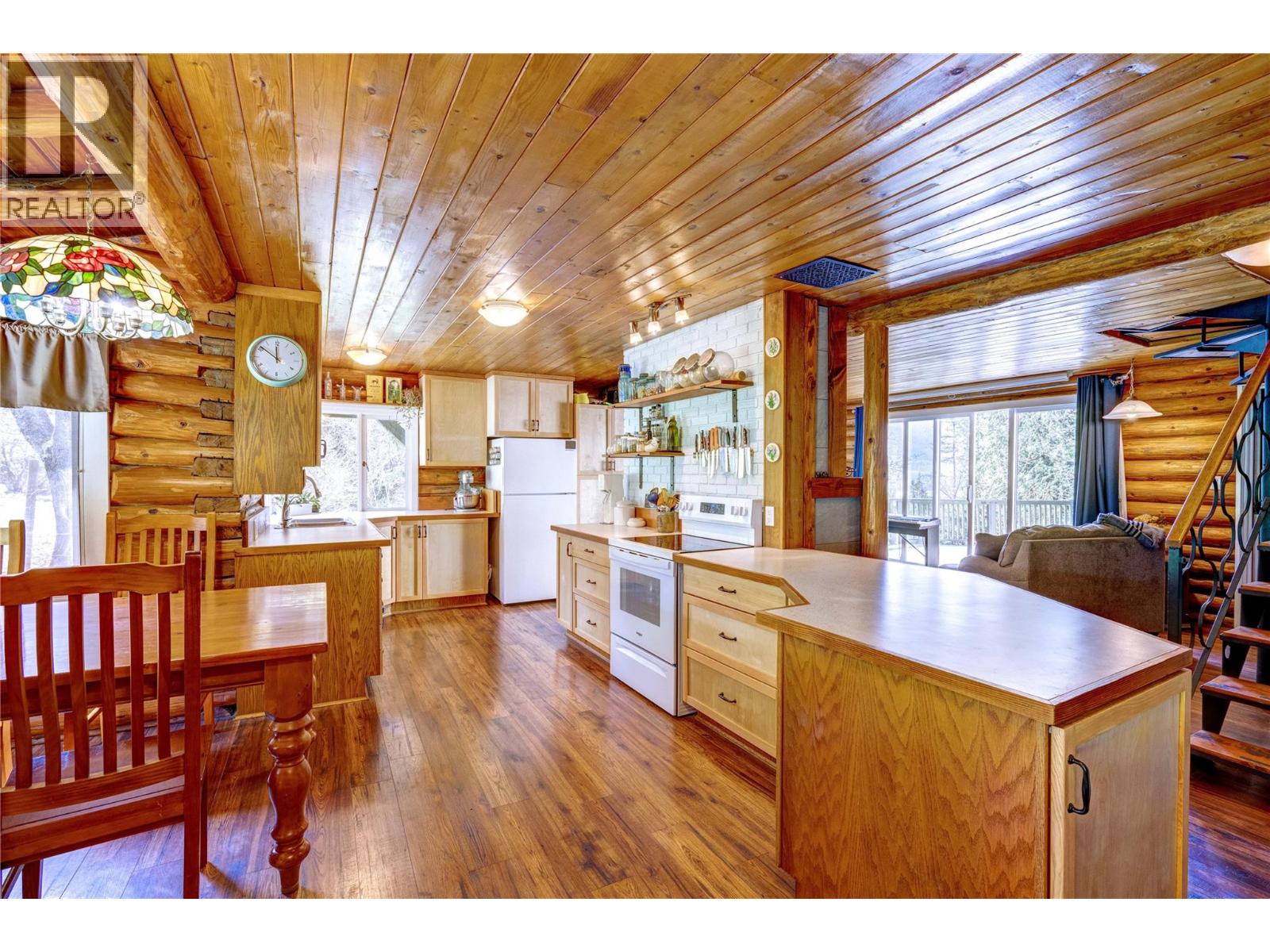375 Alexander Road - 14