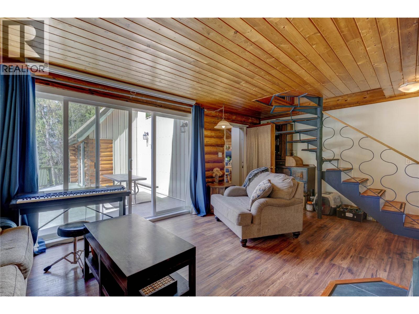 375 Alexander Road - 21