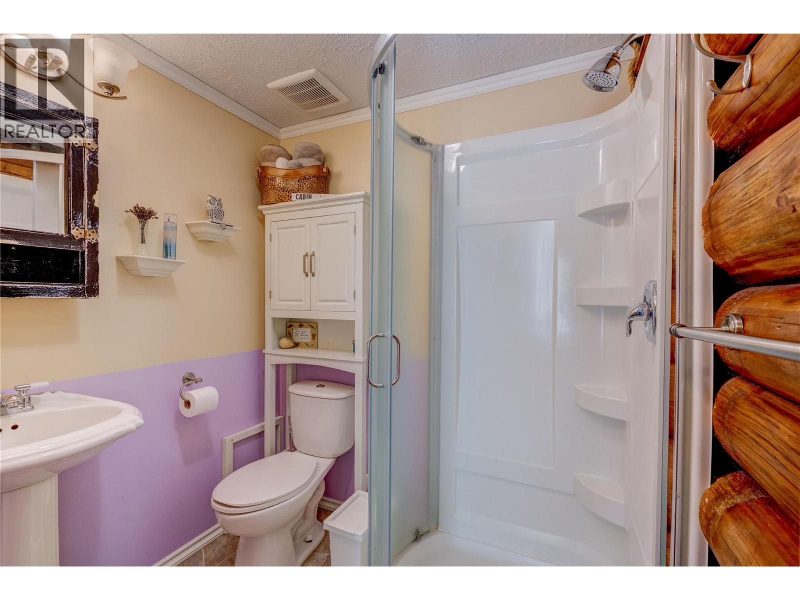 375 Alexander Road - 36