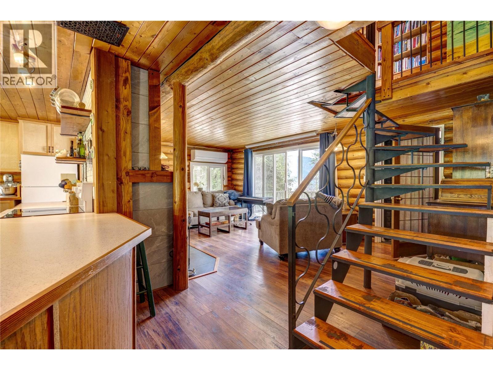 375 Alexander Road - 17