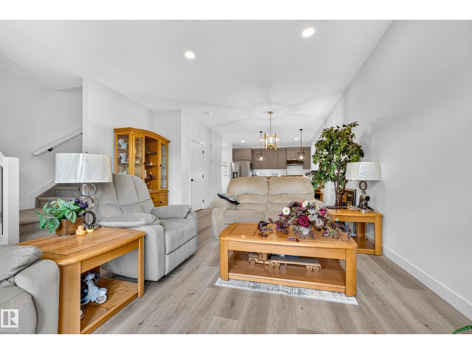 104 KIDD CR — photo 7