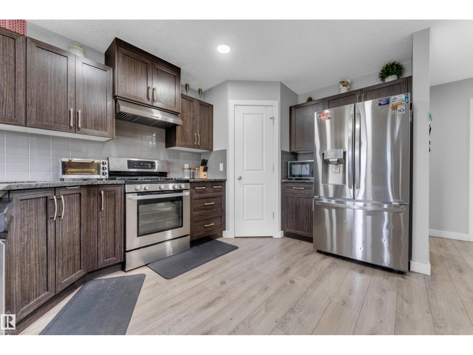 1750 27 ST NW — photo 12
