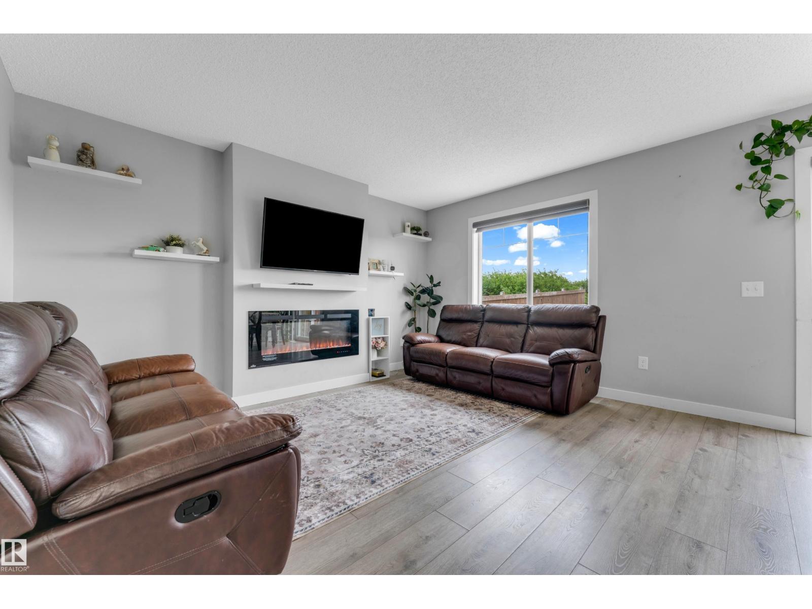1750 27 ST NW — photo 14