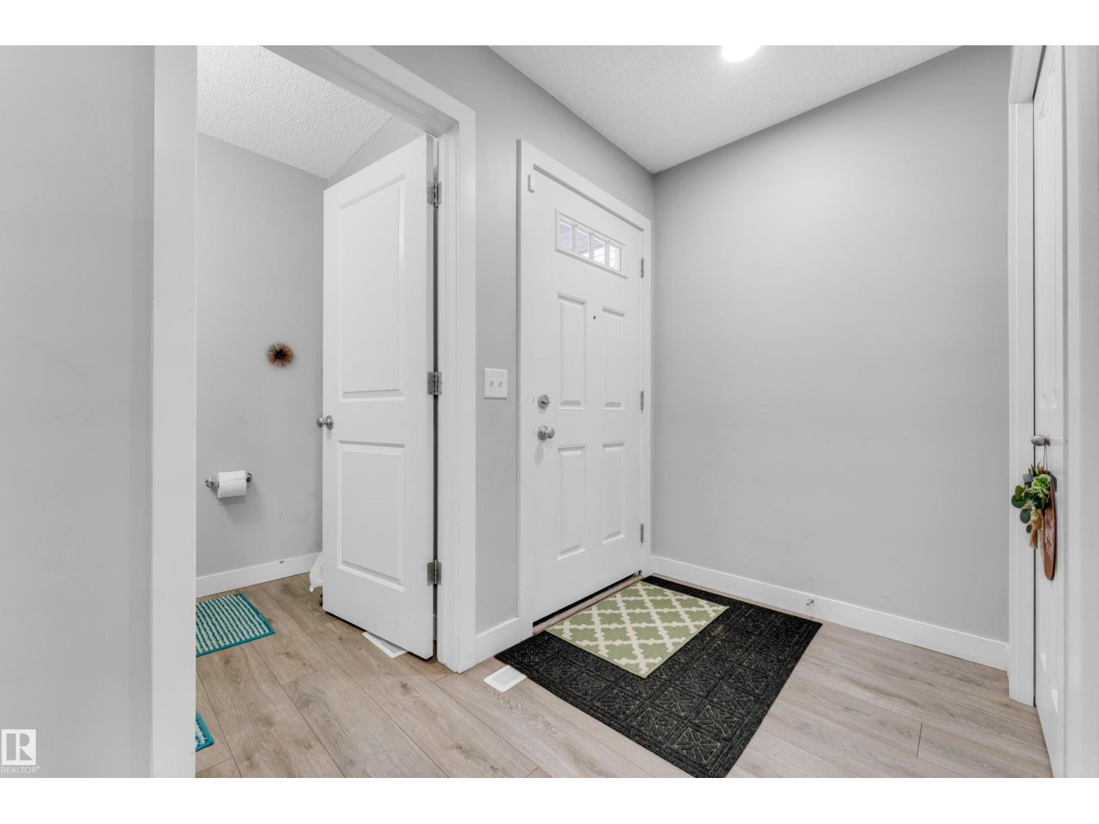 1750 27 ST NW — photo 7