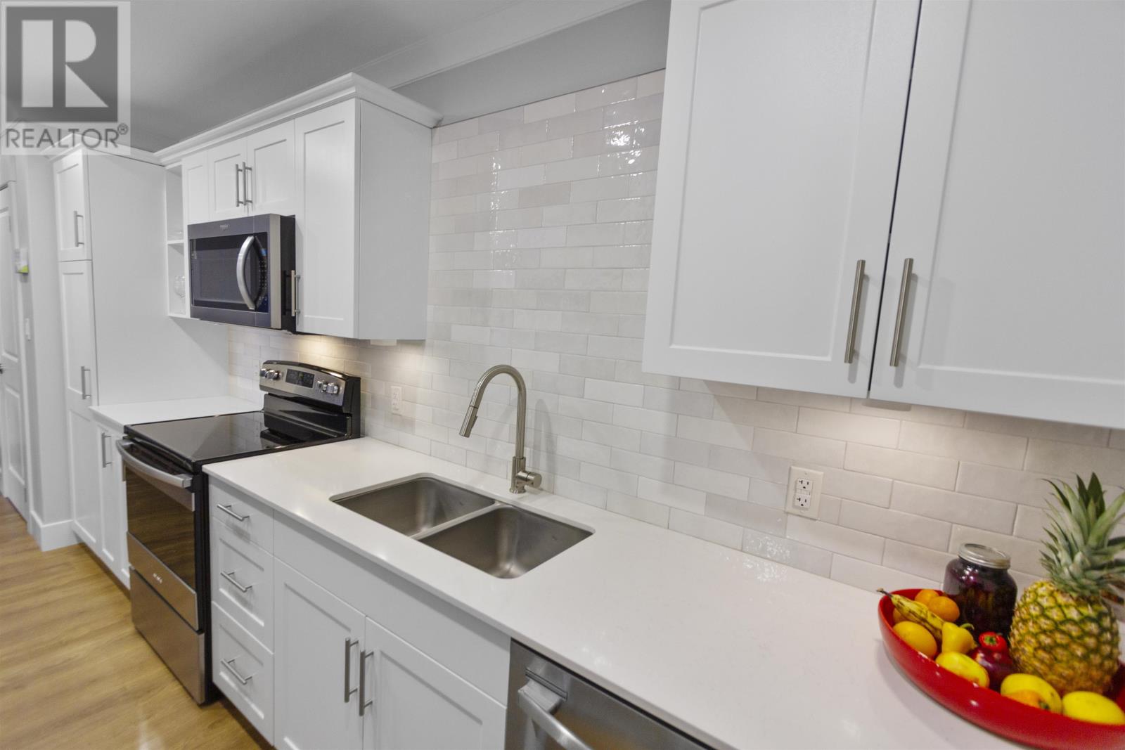 #403 18 Gilbert Drive - 18