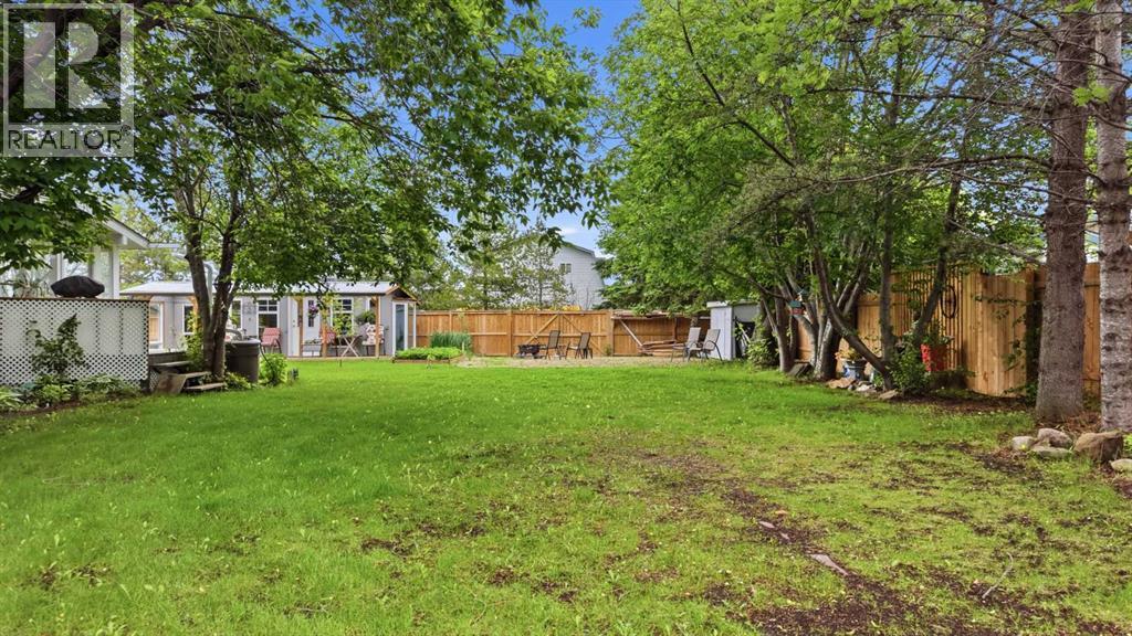 5413 46 Street — photo 48