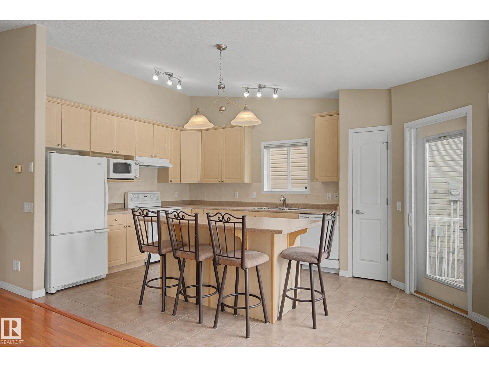 #6 2031 BRENNAN CR NW — photo 11