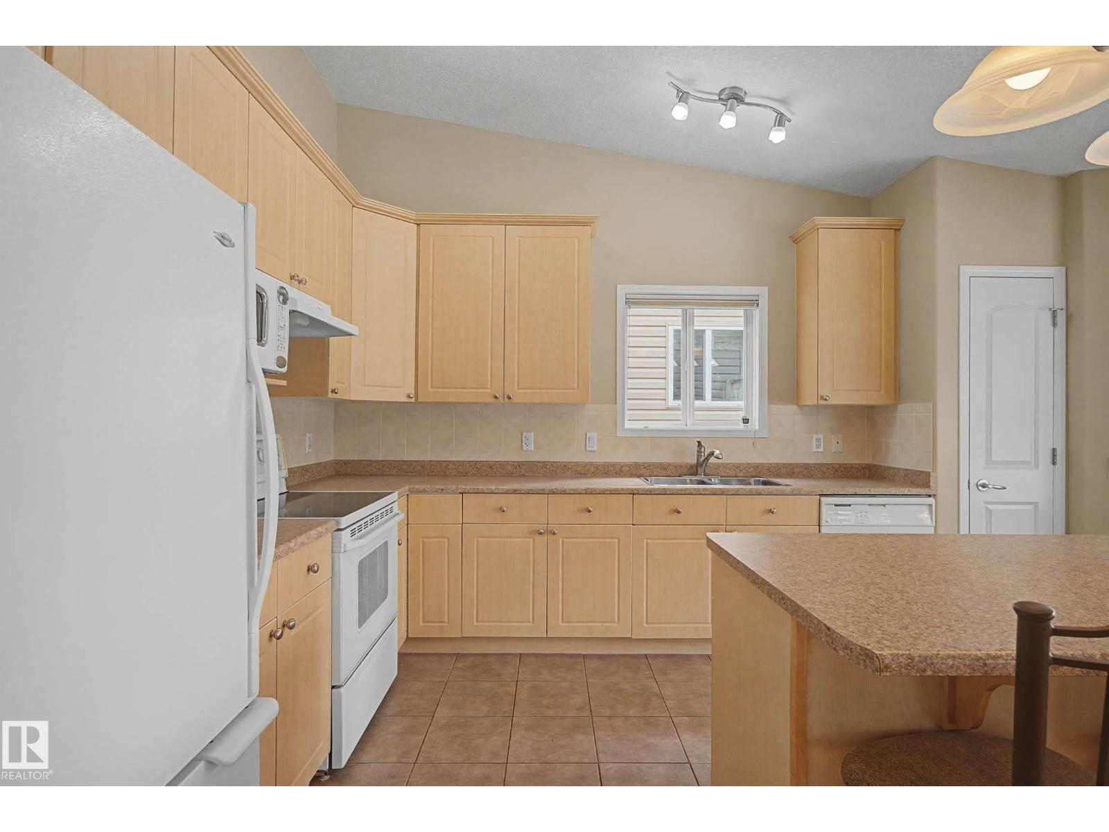 #6 2031 BRENNAN CR NW — photo 12