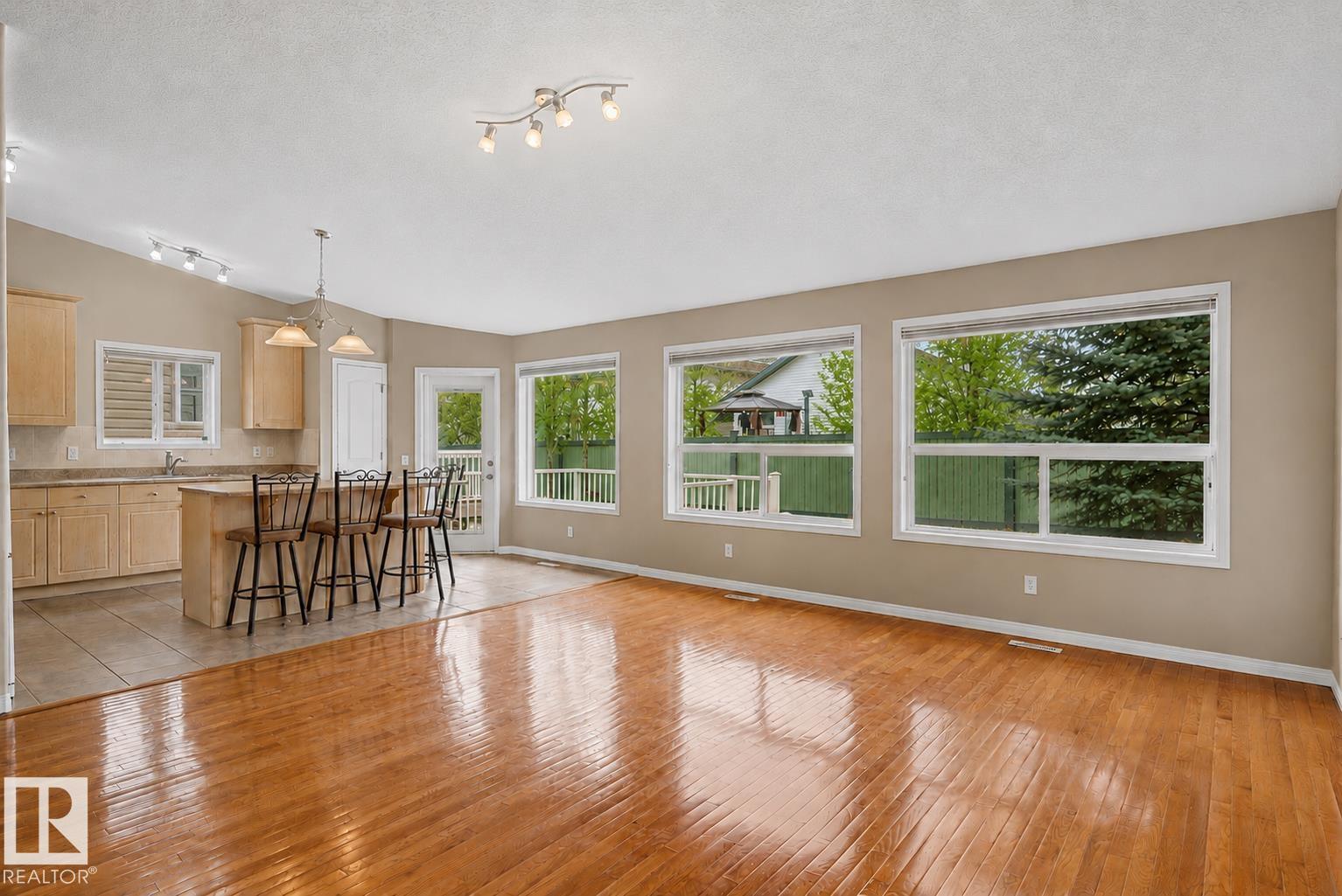 #6 2031 BRENNAN CR NW — photo 16