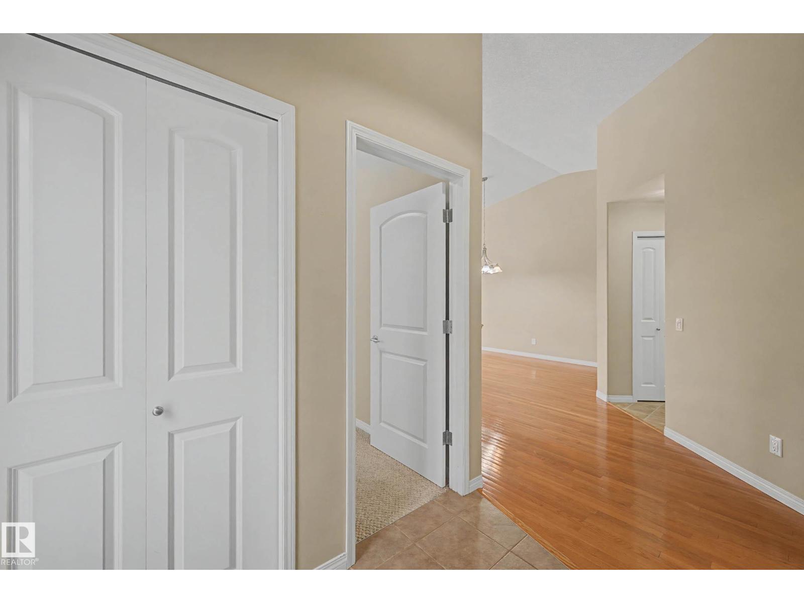 #6 2031 BRENNAN CR NW — photo 8