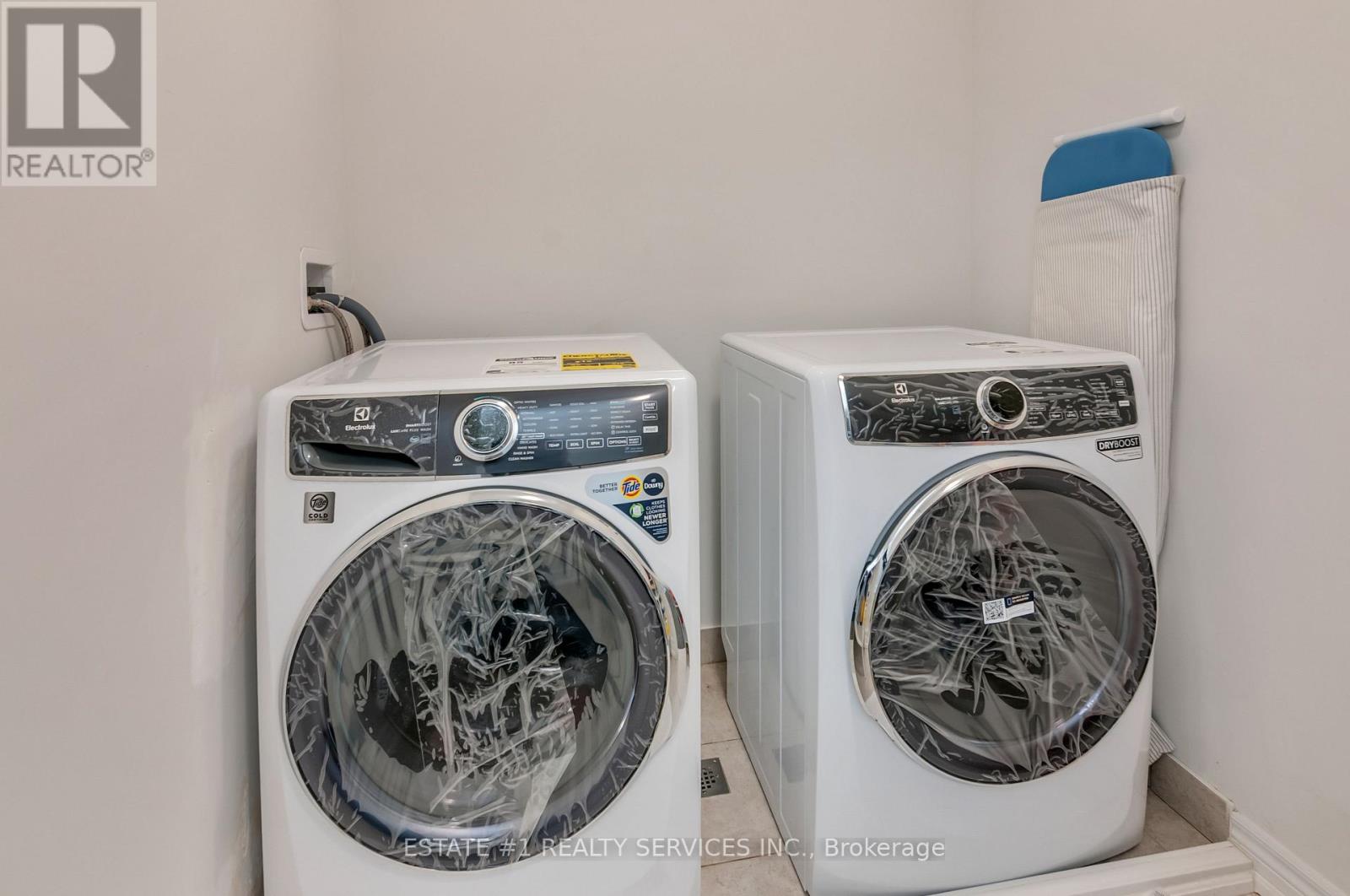 116 MUTRIE BOULEVARD - 27