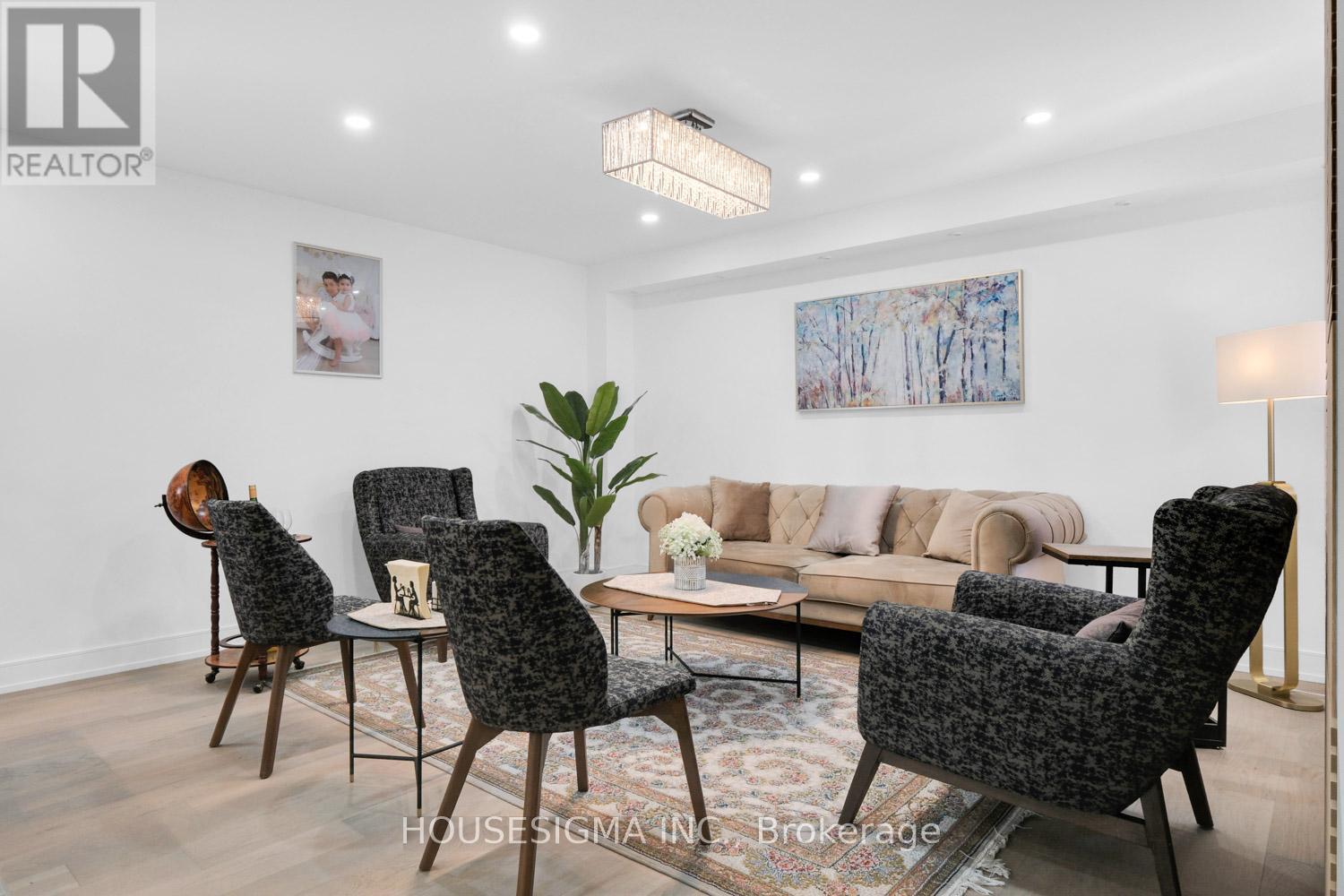 46 VENICE CRESCENT - 13