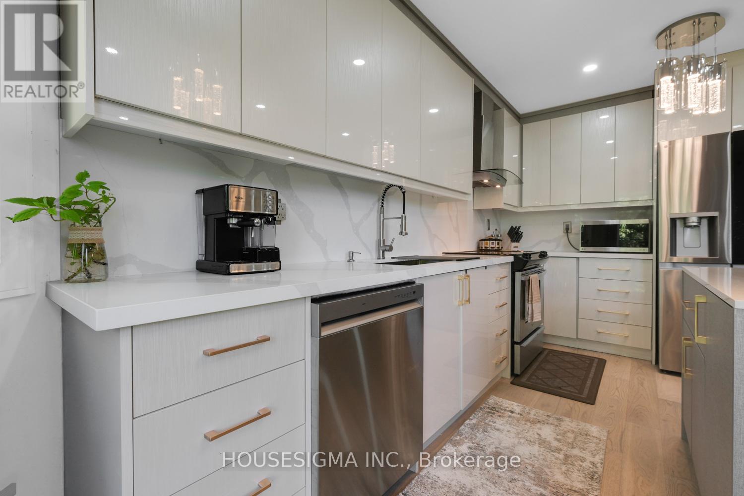 46 VENICE CRESCENT - 22