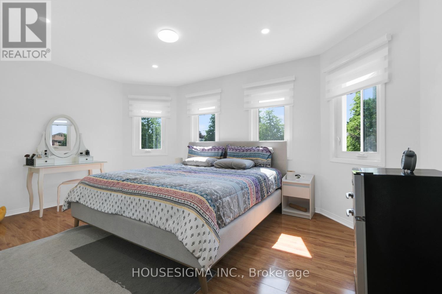 46 VENICE CRESCENT - 24